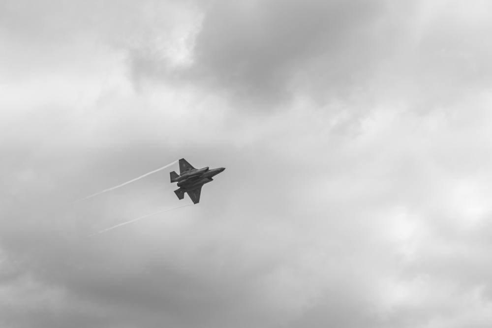 America’s Air Show 2025 Day 1: F-35B Lightning II Demo
