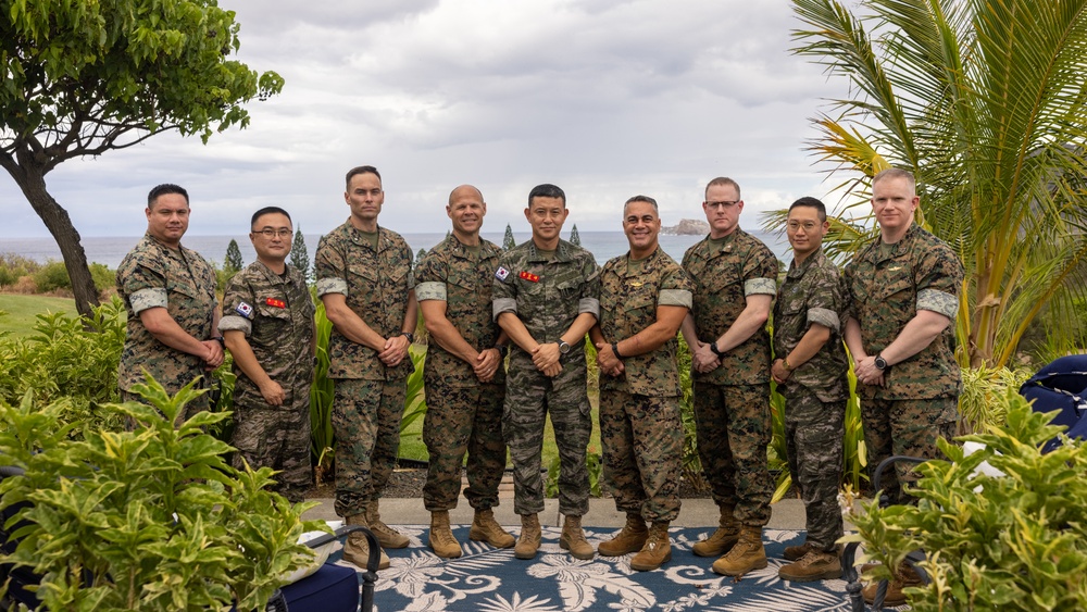 ROKMC and MARFORPAC G-6 C2 Staff Talks