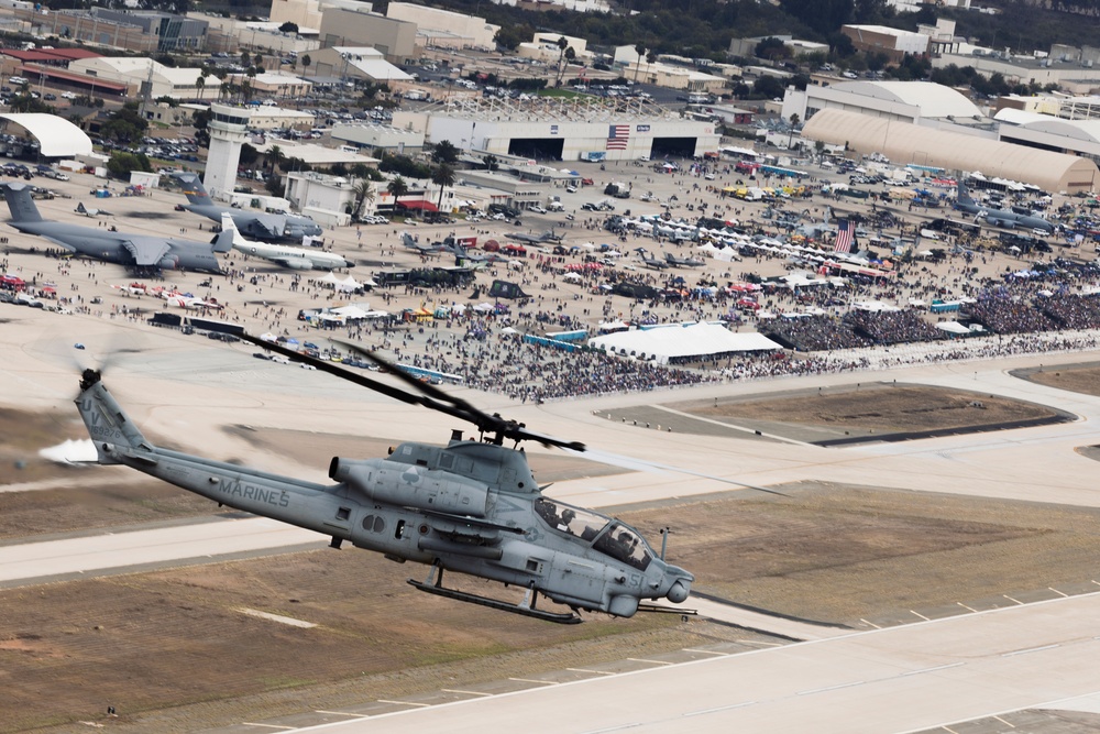 DVIDS - Images - America’s Air Show 2025 Day 1: MAGTF Demo [Image 2 of 8]