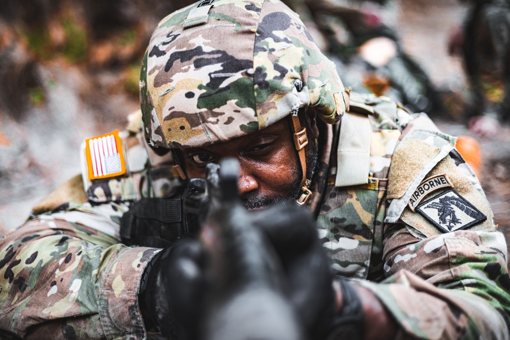 Combat Life Saver (CLS)