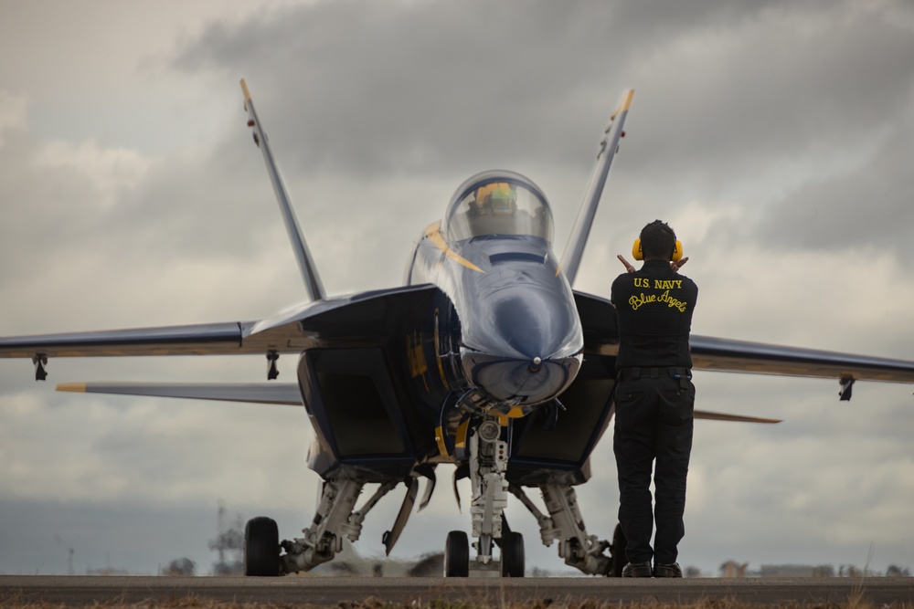 America’s Air Show 2025 Day 1: U.S. Navy Blue Angles