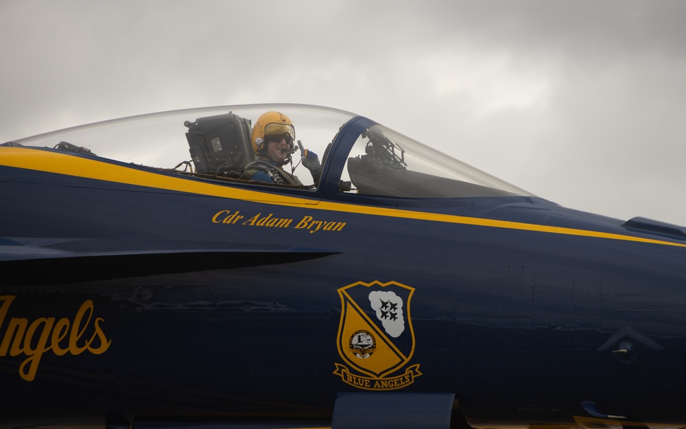 America’s Air Show 2025 Day 1: U.S. Navy Blue Angles