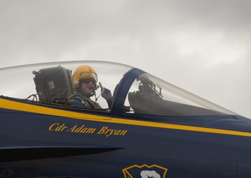 America’s Air Show 2025 Day 1: U.S. Navy Blue Angles