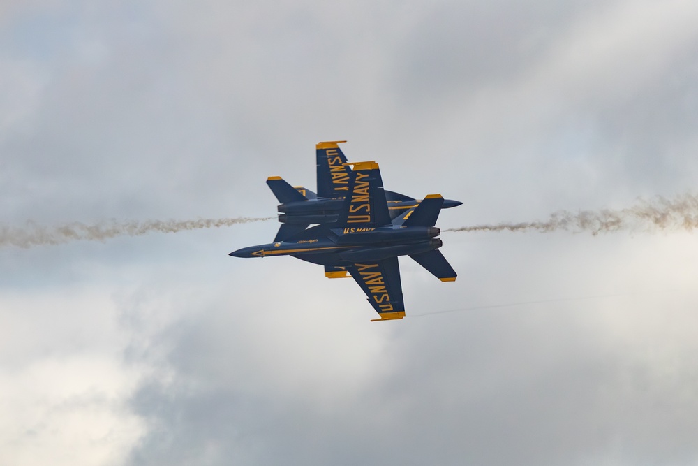 America’s Air Show 2025 Day 1: U.S. Navy Blue Angles