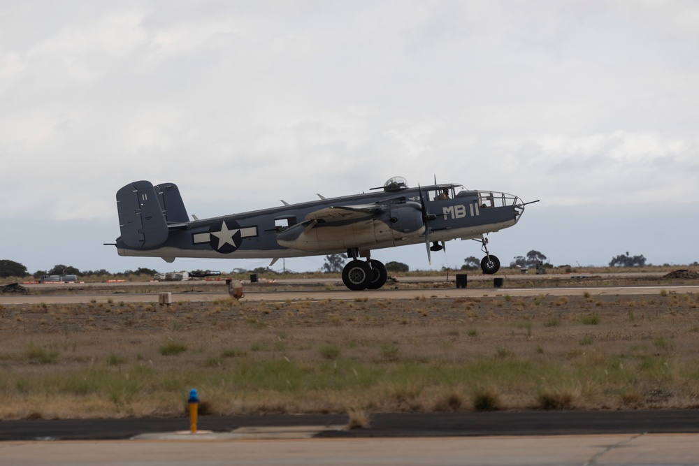 America’s Air Show 2025 Day 1: Warbirds over Miramar