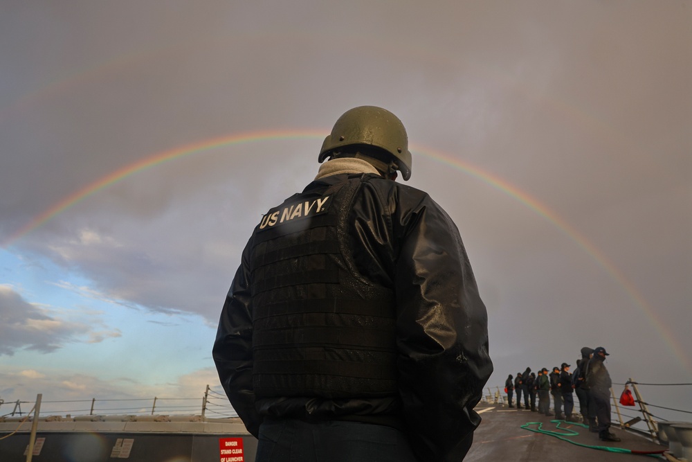 USS Bulkeley (DDG 84) Sailors man the rails while conducting a sea-and-anchor evolution