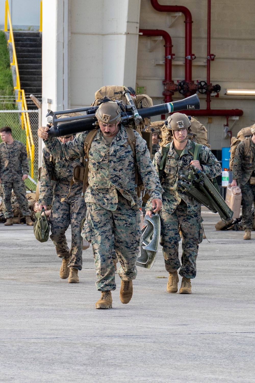 31st MEU | BLT 1/7 depart MCAS Futenma during Flight Operations