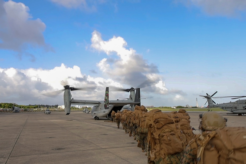 31st MEU | BLT 1/7 depart MCAS Futenma during Flight Operations