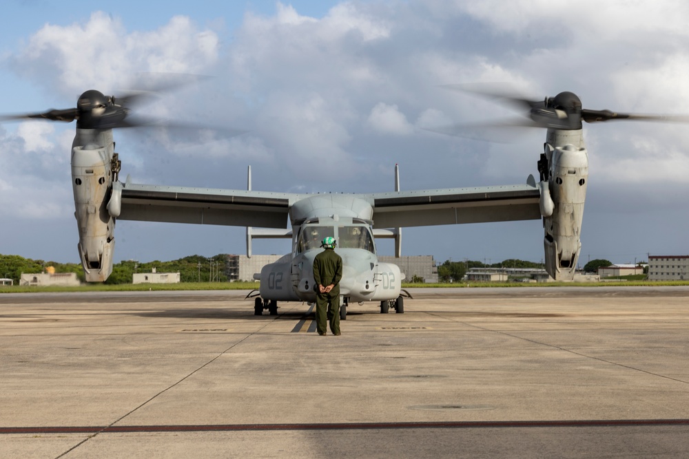 31st MEU | BLT 1/7 depart MCAS Futenma during Flight Operations
