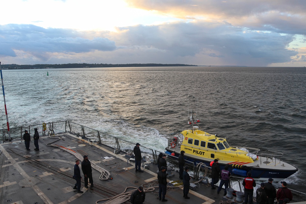 USS Bulkeley (DDG 84) Sailors disembark the port pilotduring a sea-and-anchor evolution