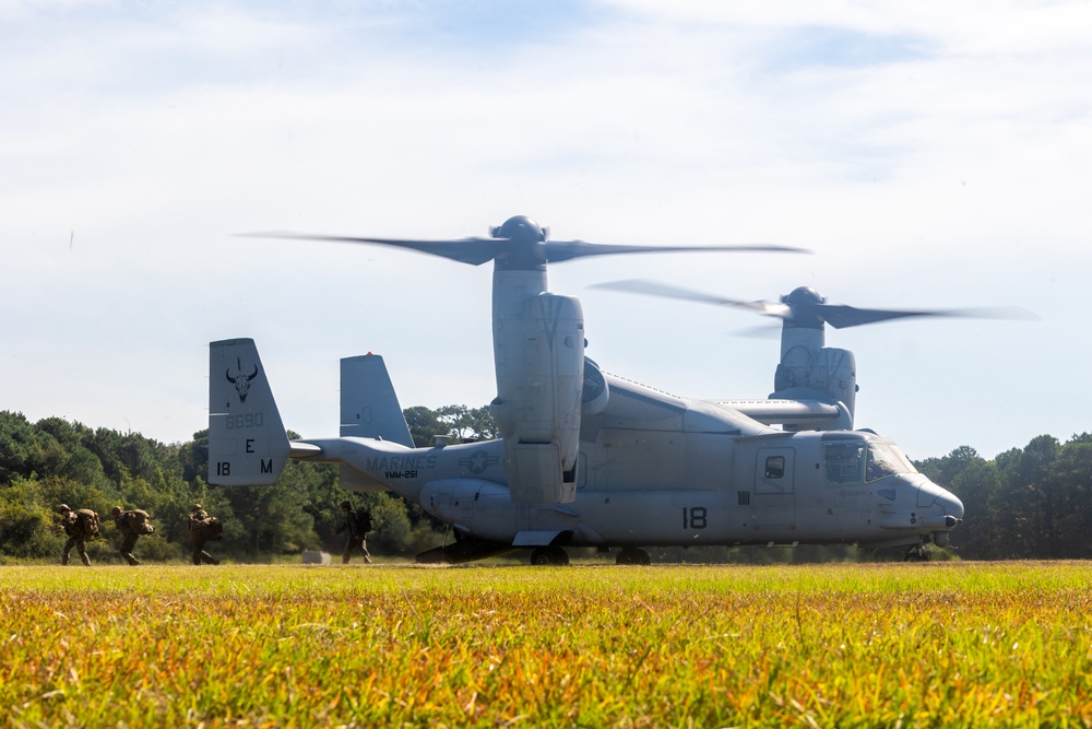 UNITAS 2025: Multinational Forces Conduct Combined Amphibious Embarkation and Landing