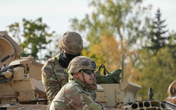 6-9 CAV Kicks Off Deployment with Tank Transport