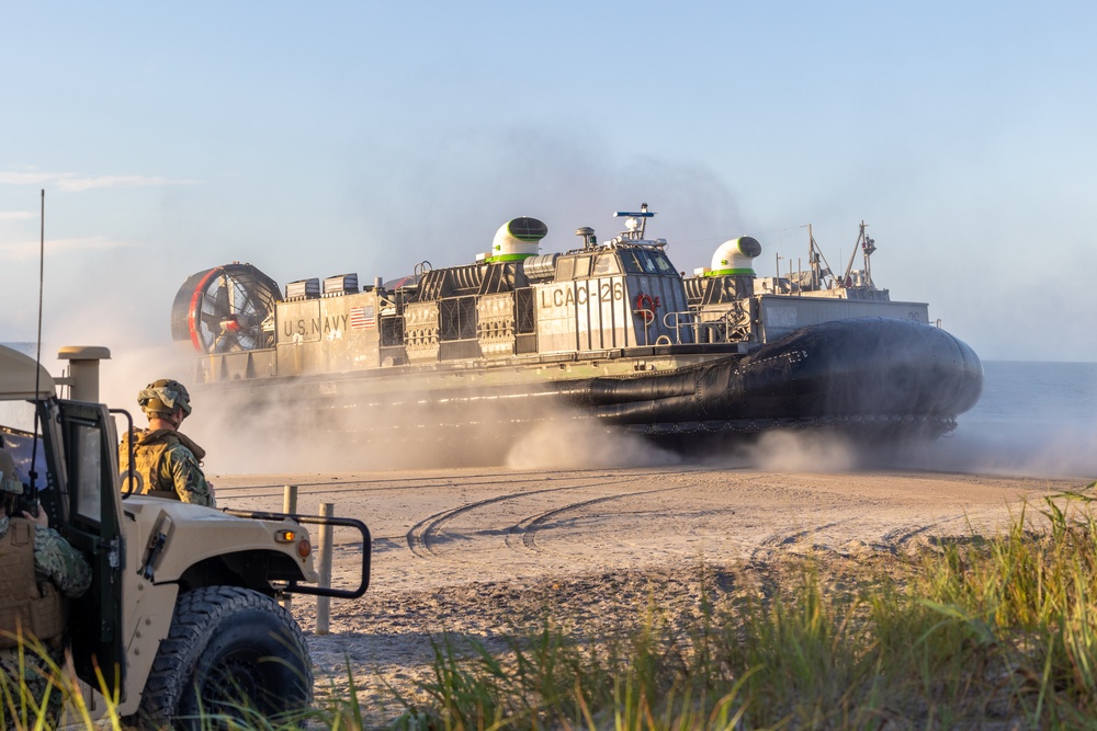 UNITAS 2025: Multinational Forces Conduct Combined Amphibious Embarkation and Landing