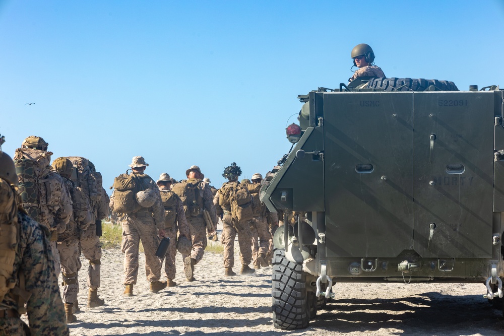 UNITAS 2025: Multinational Forces Conduct Combined Amphibious Embarkation and Landing