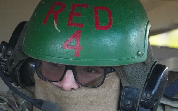 6-9 CAV Kicks Off Deployment with Tank Transport