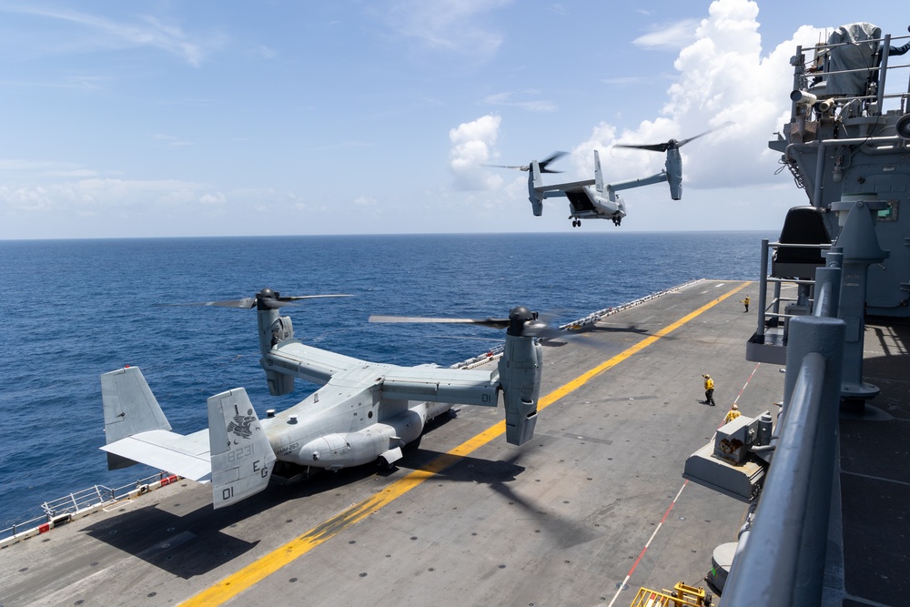 22nd MEU(SOC) | BLT 3/6 Disembarks for Amphibious Operations in Southern Puerto Rico