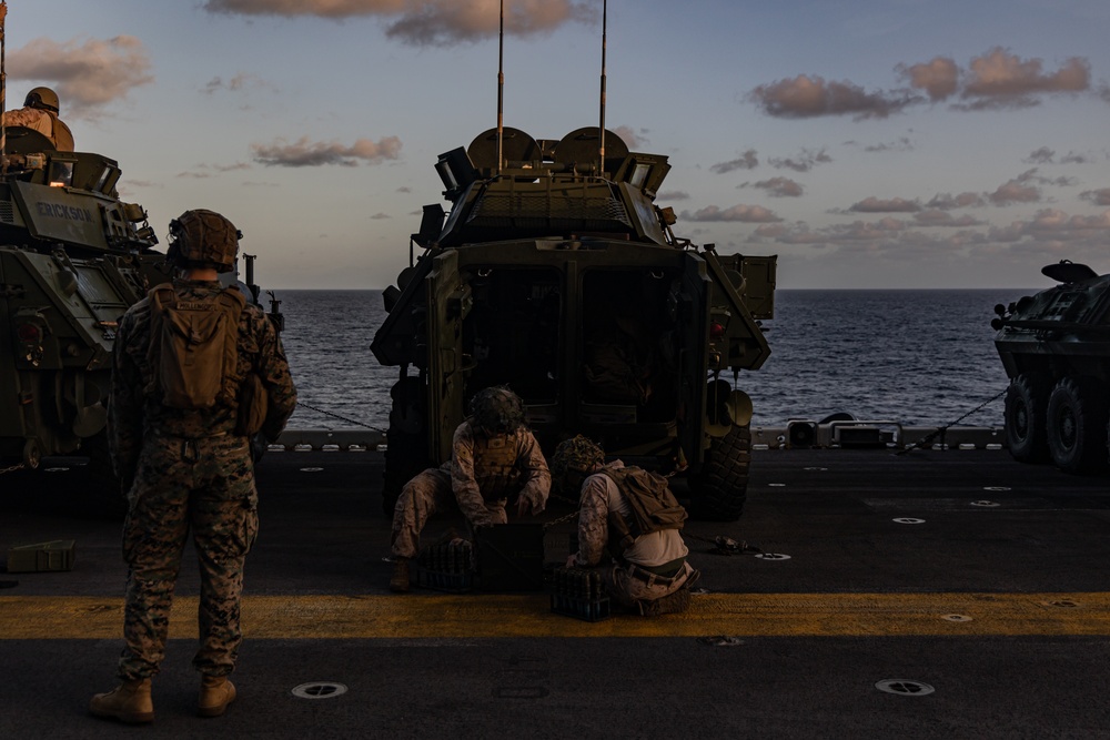 22nd MEU(SOC) | Light-Armored Reconnaissance Live Fire Exercise