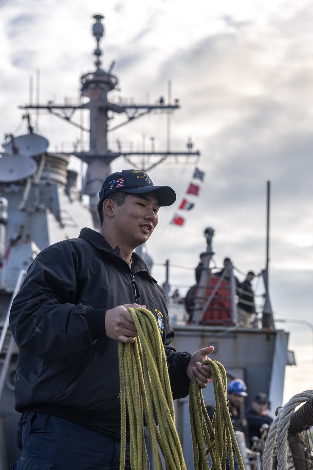 USS Mahan (DDG 72) Arrives in Wilhelmshaven, Germany