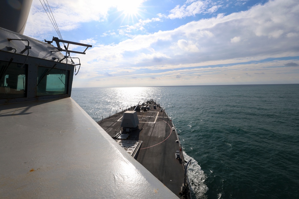 USS Bainbridge (DDG96) Transits the Dover Strait