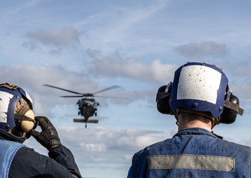 USS Mahan Conducts Flight Quarters with HSC-9