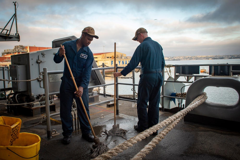 USS Carl Vinson conducts routine operations