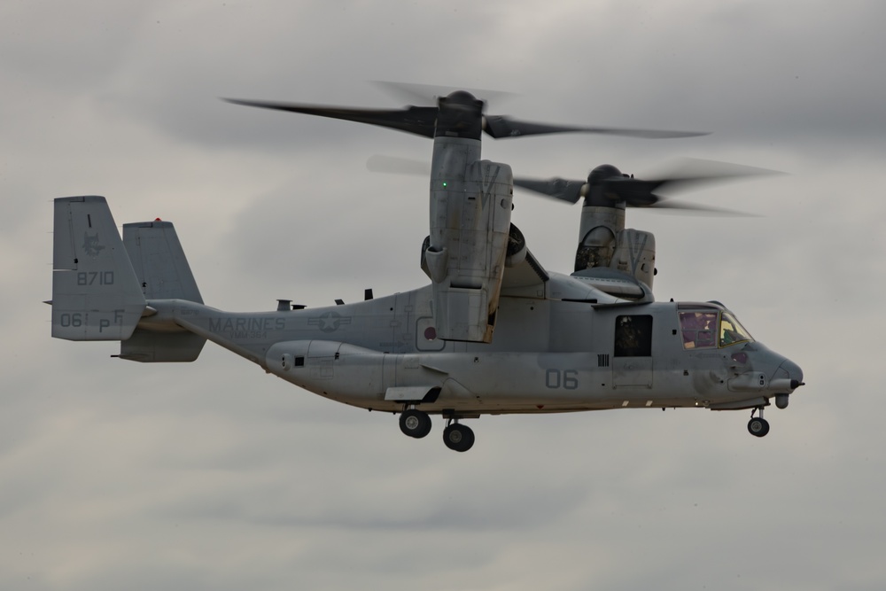 America’s Air Show 2025 Day 2: USMC MV-22 Osprey Demo