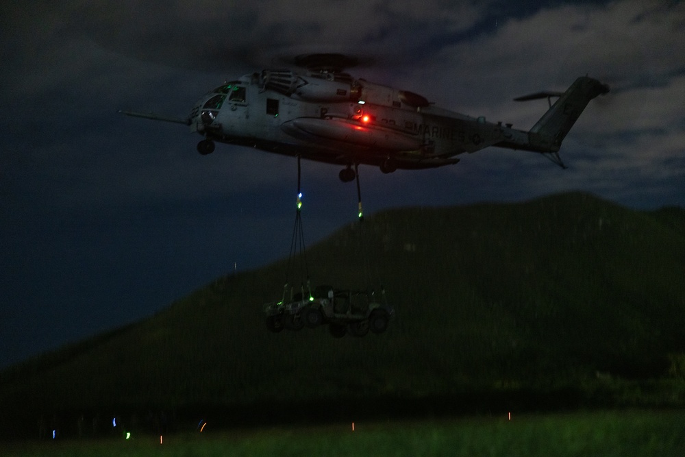 22nd MEU(SOC) | CLB-26 Helicopter Lift Ops