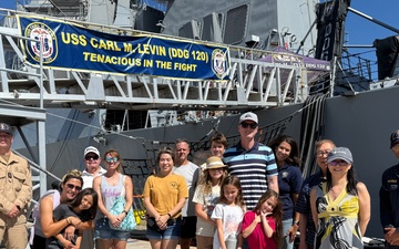 USS Carl M. Levin hosts Navy League