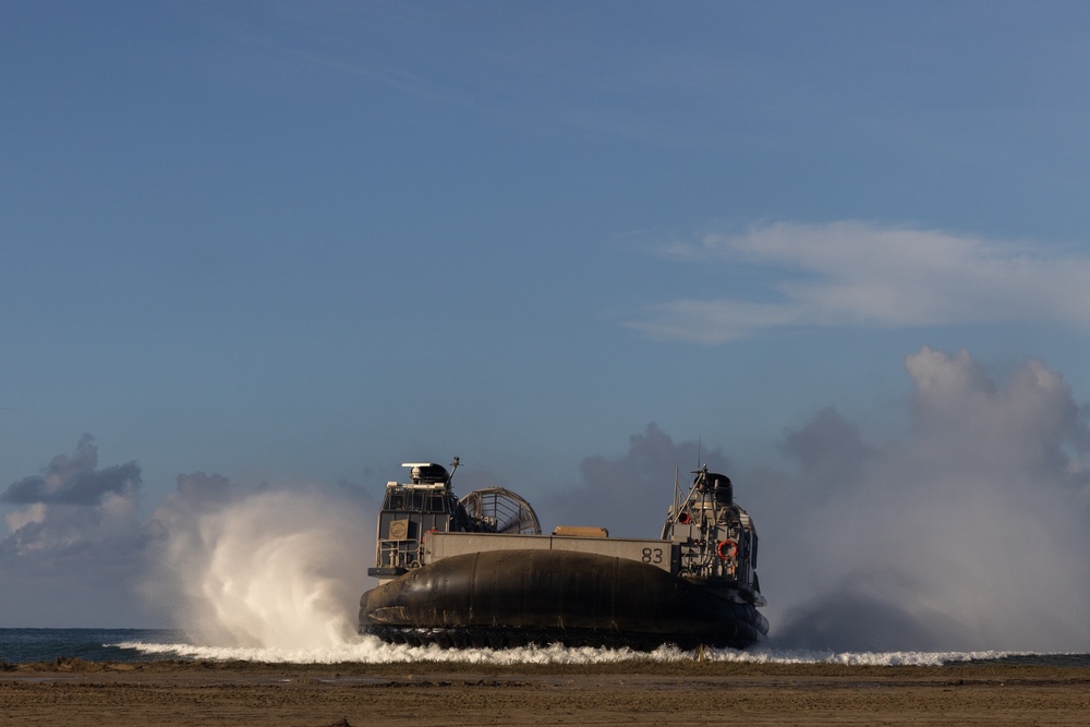 22nd MEU(SOC) | LAV Beach Insert in Puerto Rico