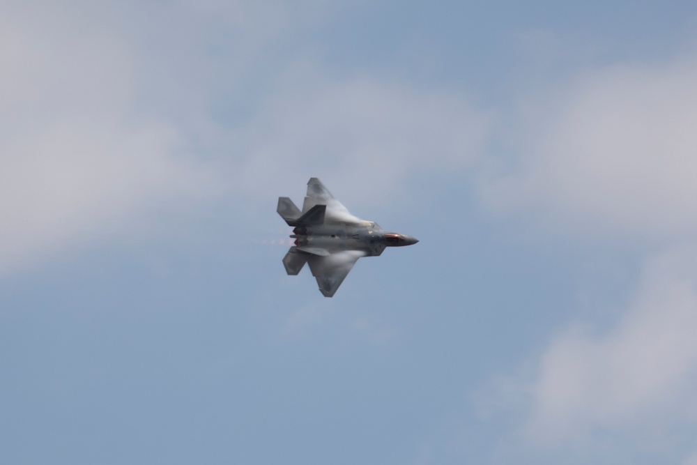 America’s Air Show 2025 Day 2: F-22 Raptor and P-38 Heritage Flight