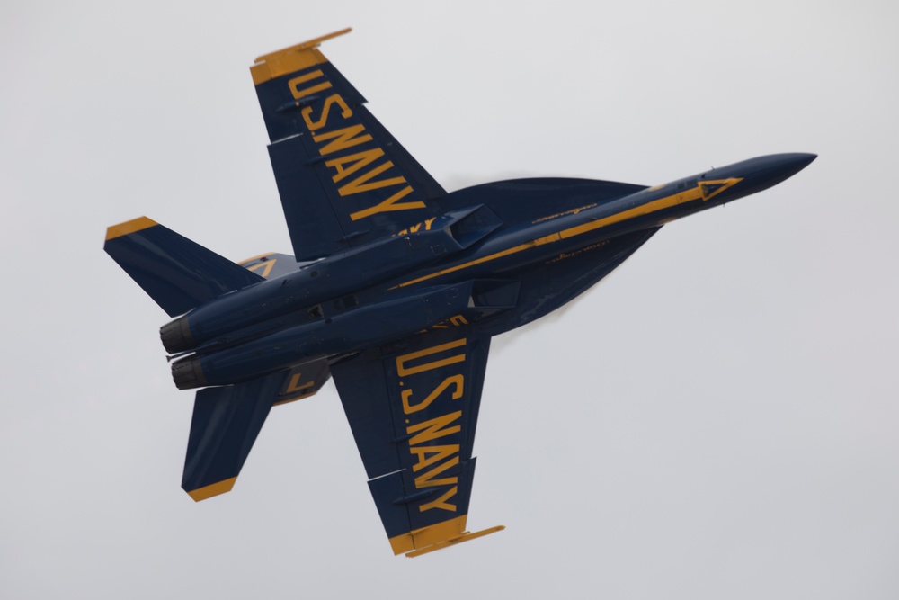 America’s Air Show 2025 Day 2: U.S. Navy Blue Angels Flight Demo