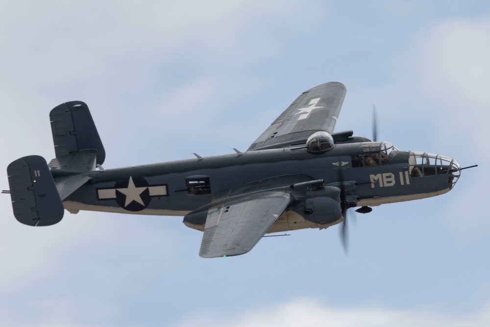 America’s Air Show 2025 Day 2: Warbirds over Miramar