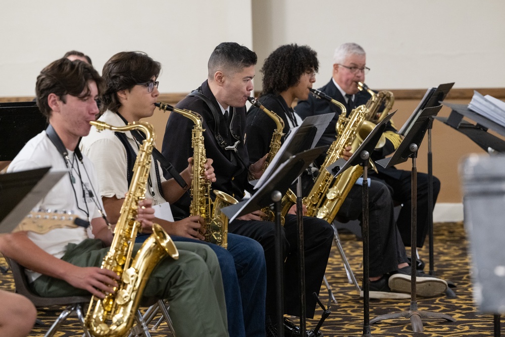 Navy Band Commodores present education clinic