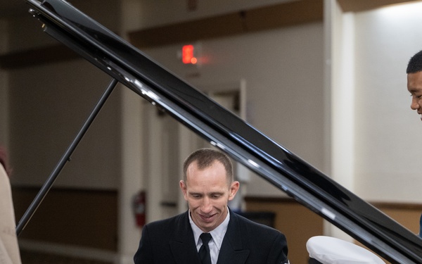 Navy Band Commodores present education clinic