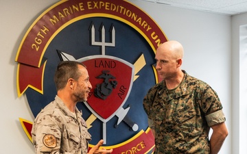UNITAS 2025: US and Spanish Marines conduct plaque exchange