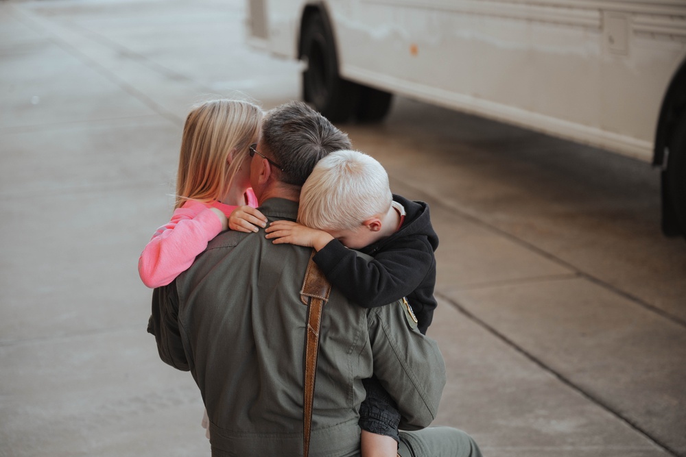 186 ARW Deployers Return to Key Field