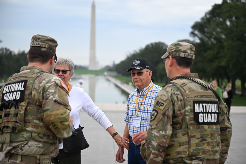 Soldiers provide presence patrol at National Mall