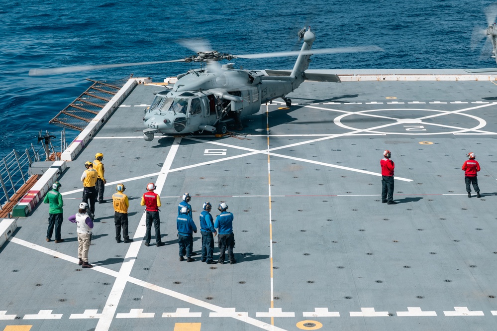 USS Arlington (LPD 24) Conducts Flight Deck Operations For SINKEX During UNITAS 2025