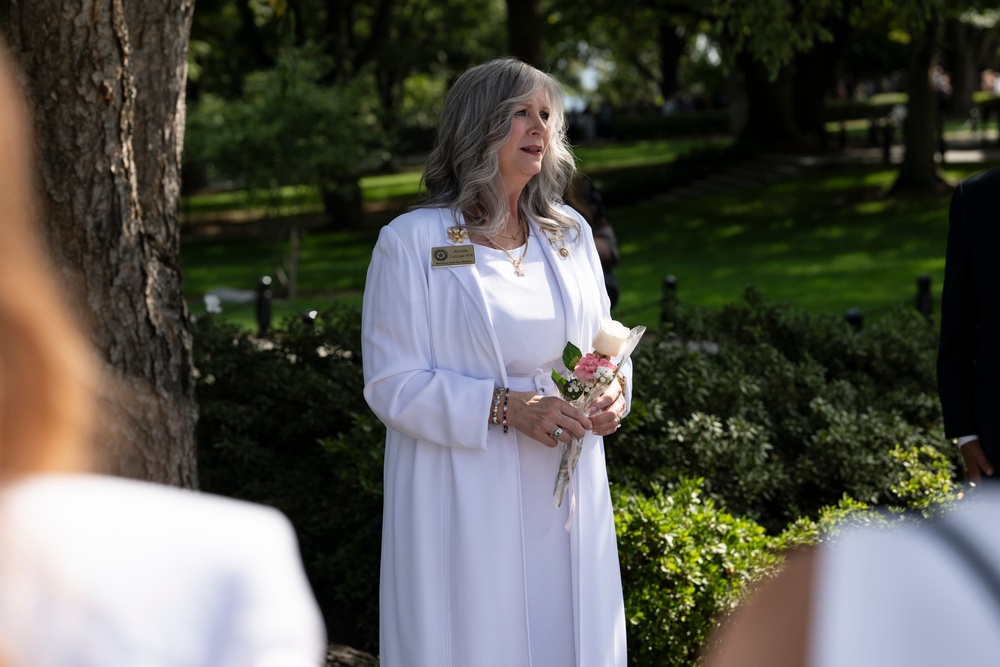 The Annual Gold Star Mother’s Day Commemoration is Held at Arlington National Cemetery