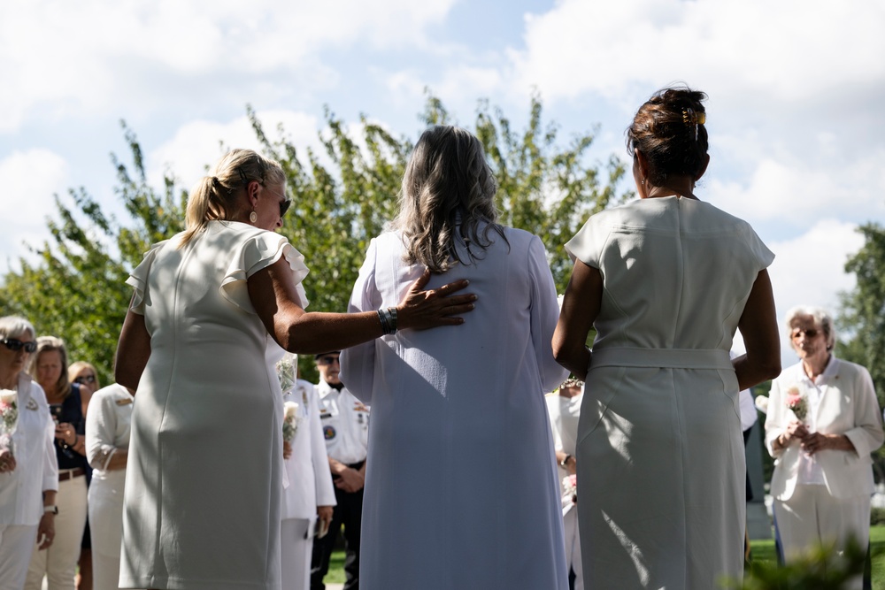 The Annual Gold Star Mother’s Day Commemoration is Held at Arlington National Cemetery