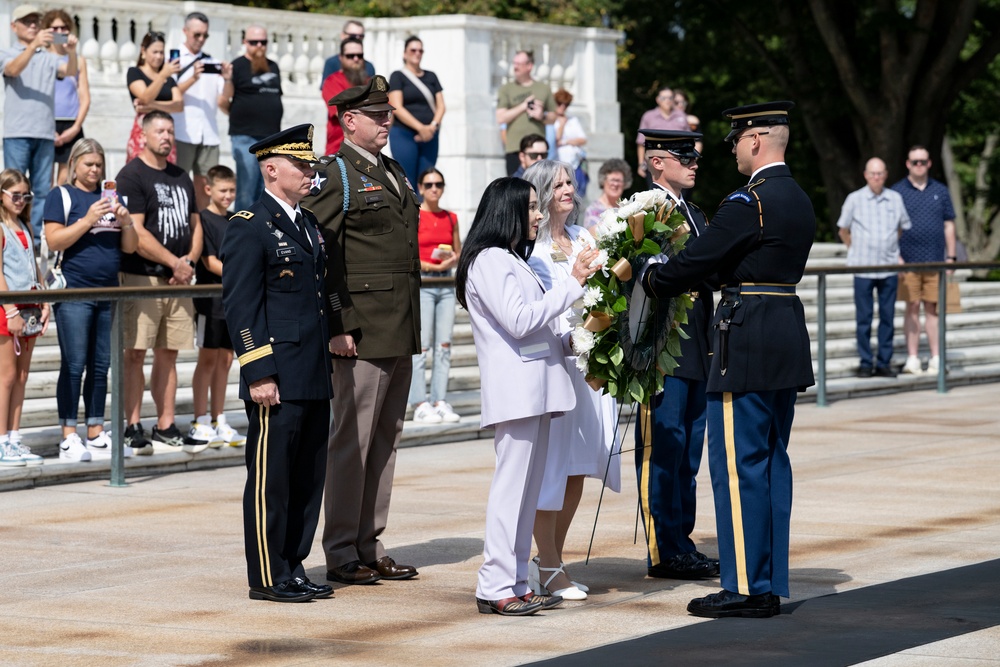 The Annual Gold Star Mother’s Day Commemoration is Held at Arlington National Cemetery