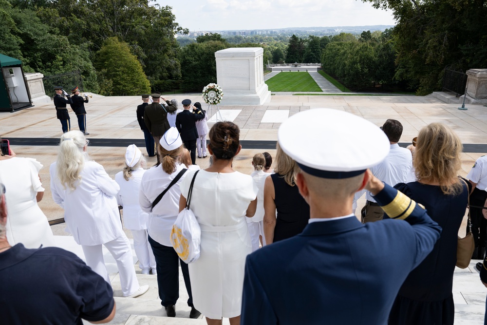 The Annual Gold Star Mother’s Day Commemoration is Held at Arlington National Cemetery