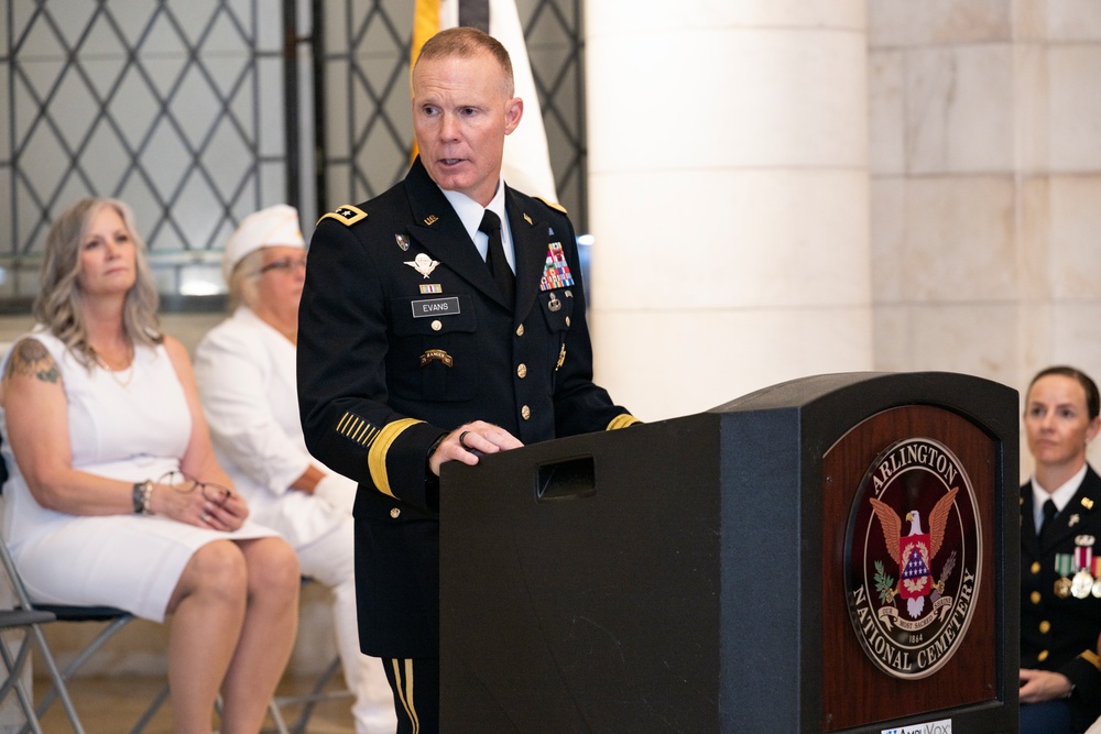 The Annual Gold Star Mother’s Day Commemoration is Held at Arlington National Cemetery