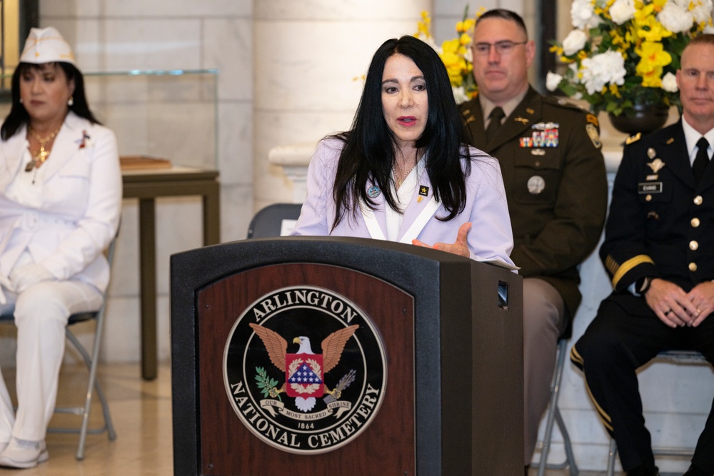 The Annual Gold Star Mother’s Day Commemoration is Held at Arlington National Cemetery
