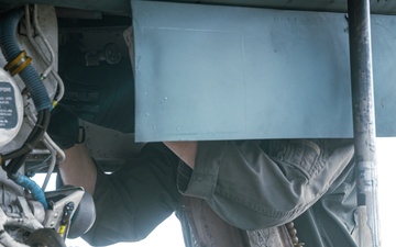22nd MEU(SOC) | Harrier Flight Deck Maintenance on USS Iwo Jima