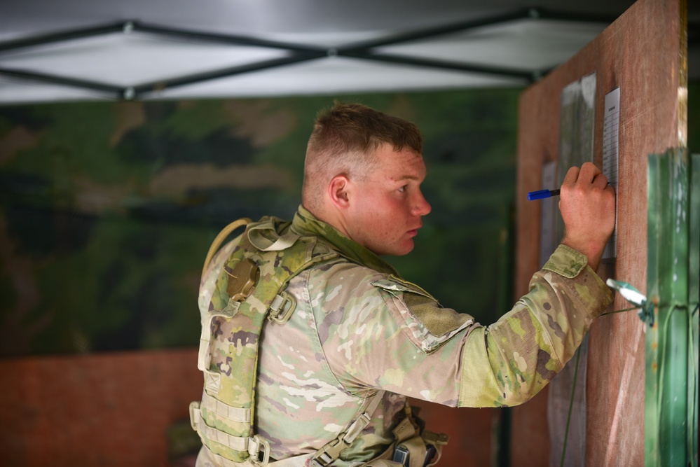 2ID conducts Expert Soldier and Infantry Badge testing