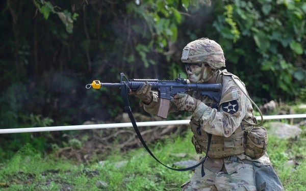 2ID conducts Expert Soldier and Infantry Badge testing