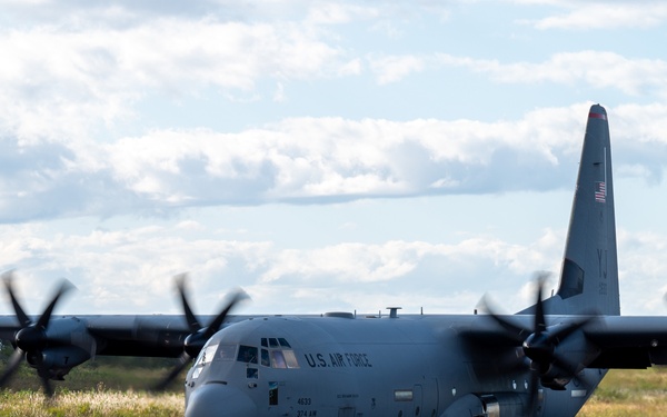 36 AS conducts HIRAIN with US Marines, enables bilateral operations