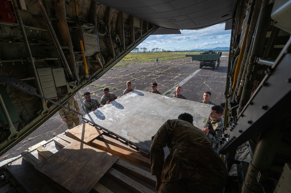 36 AS conducts HIRAIN with US Marines, enables bilateral operations