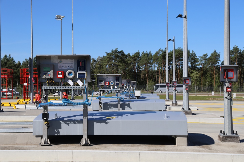 FUEL FACILITY RIBBON CUTTING – POWIDZ, POLAND
